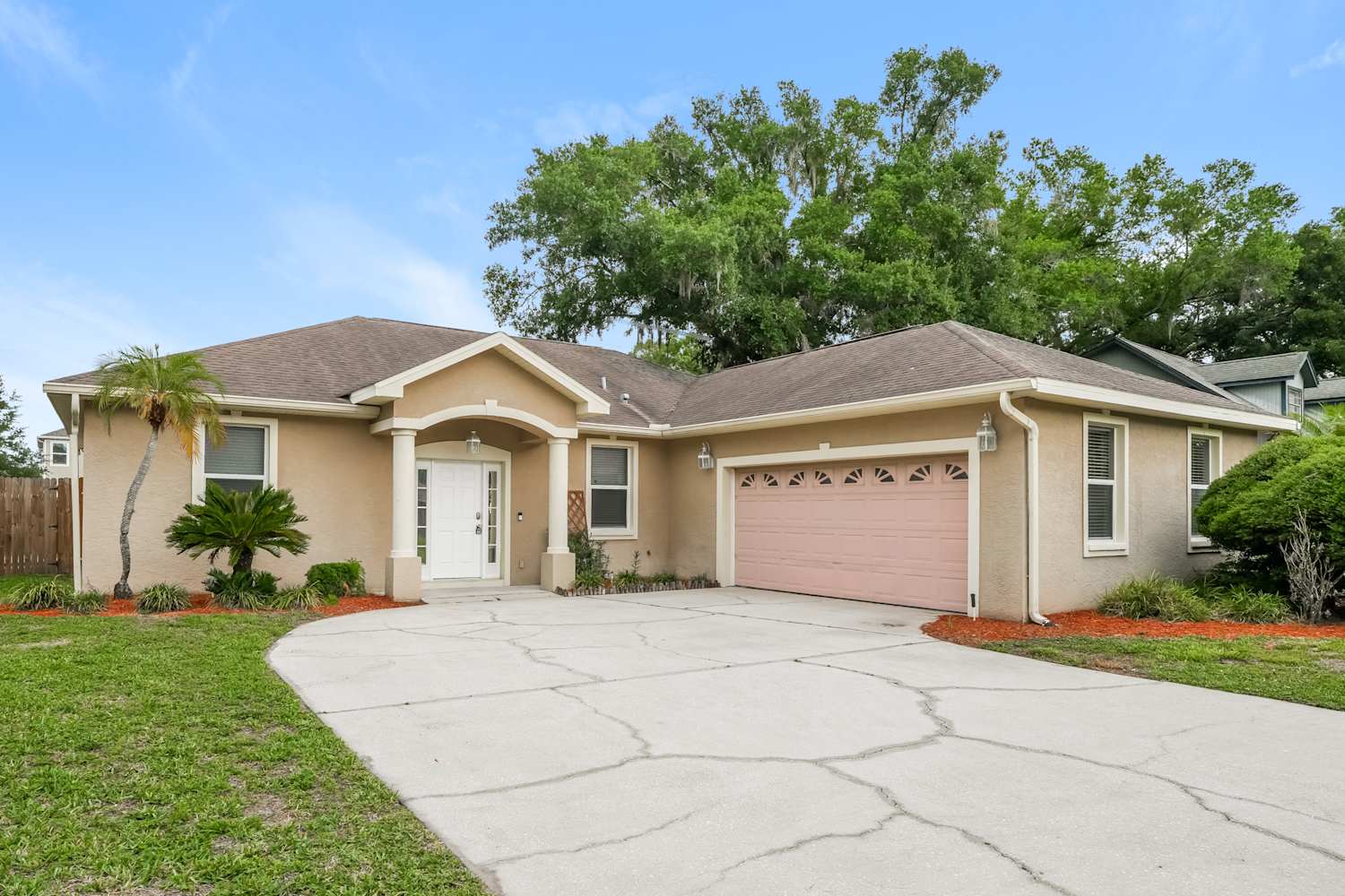 22447 Kingsley Ln photo 3