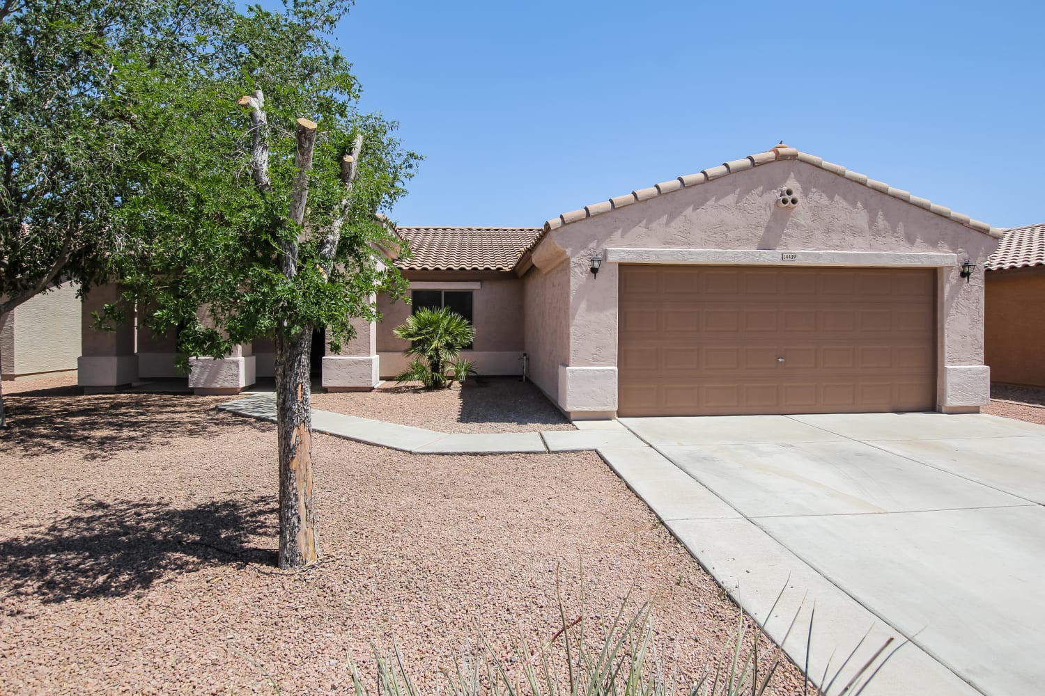 14409 N 150th Ave Surprise, AZ 85379 photo 2
