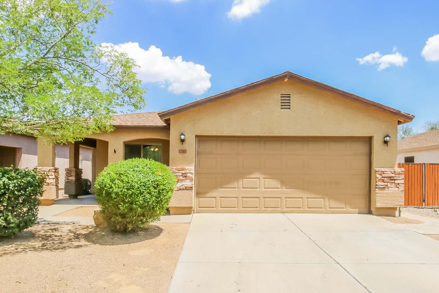 1102 E Dust Devil Dr San Tan Valley, AZ 85143 photo 2