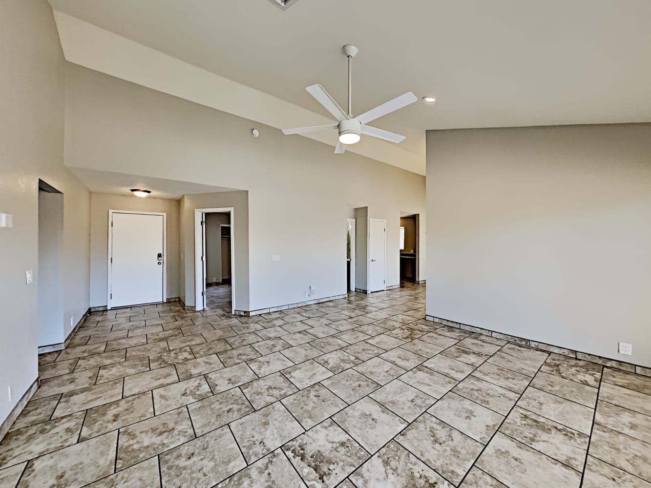 7141 W Paradise Dr photo 5