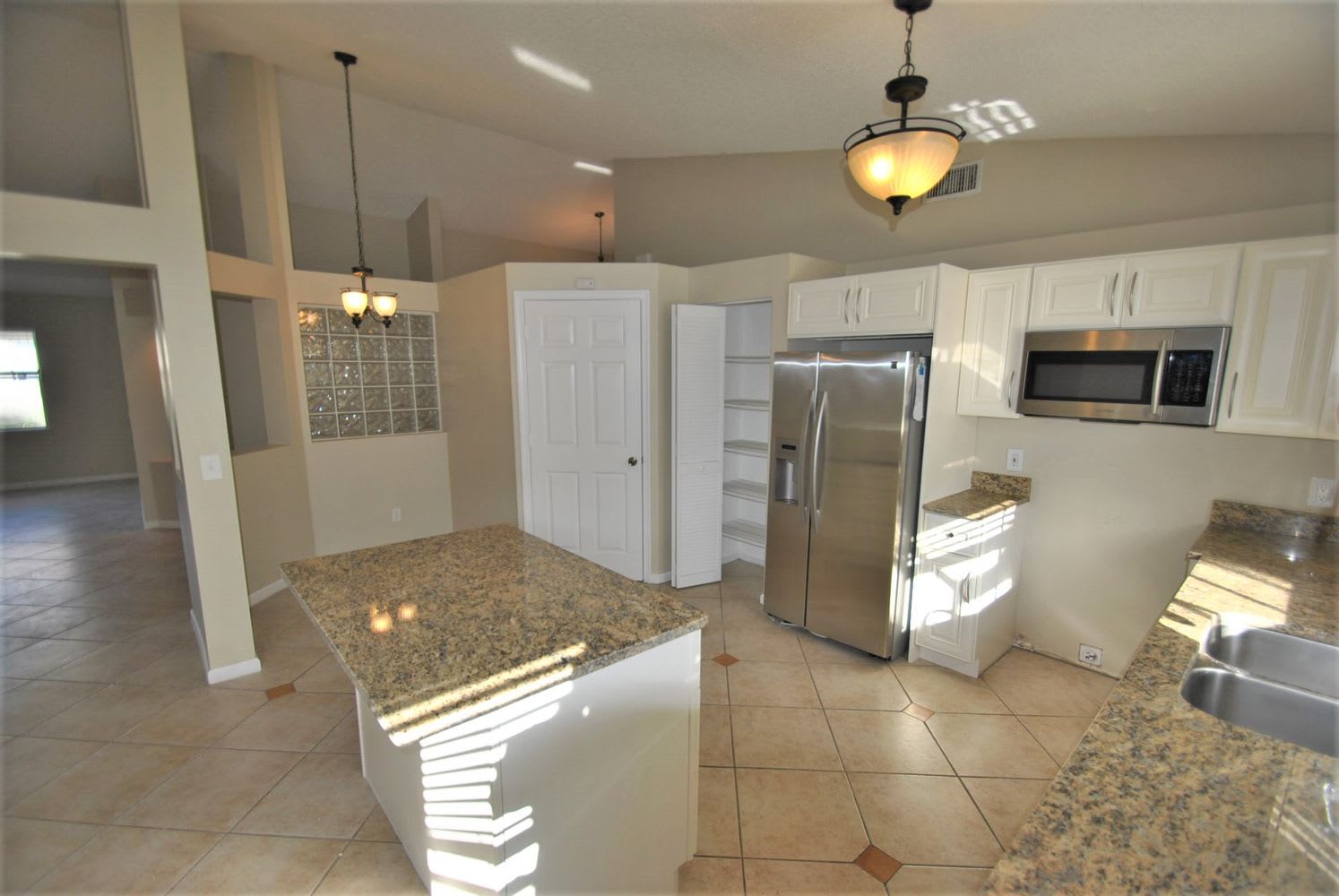 6268 Windlass Cir photo 5