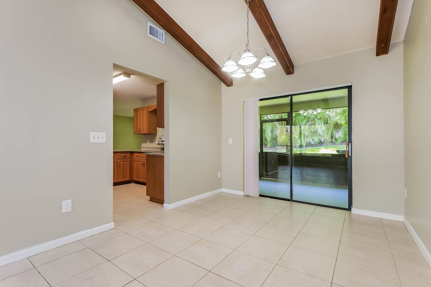 1901 Shower Tree Way photo 5