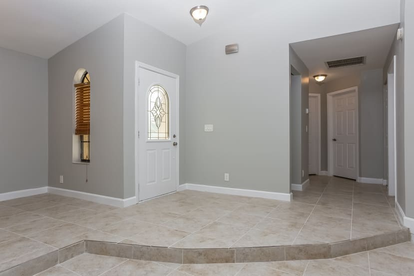 283 Ponce De Leon St photo 2