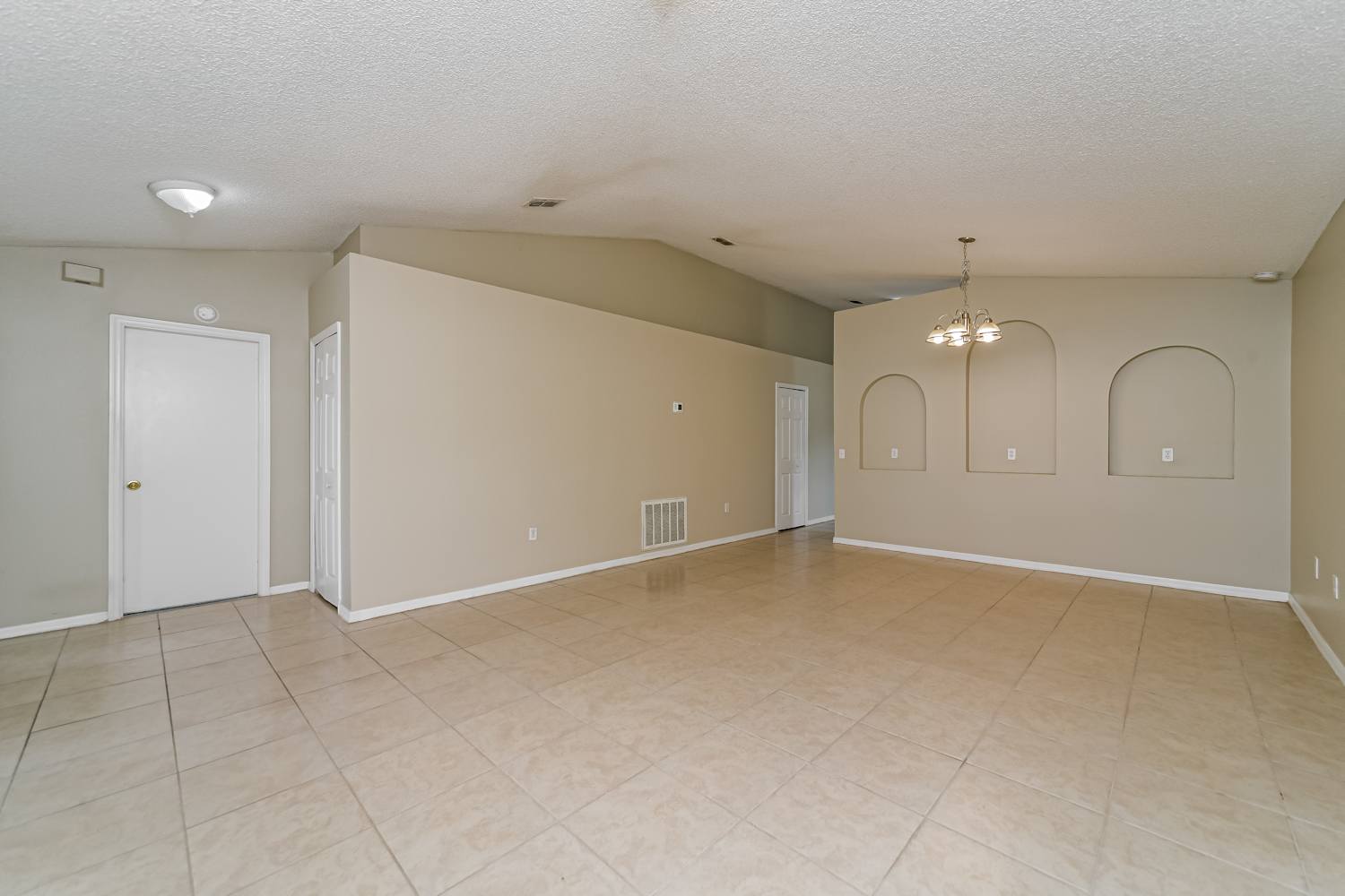 4860 Preserve Blvd photo 3