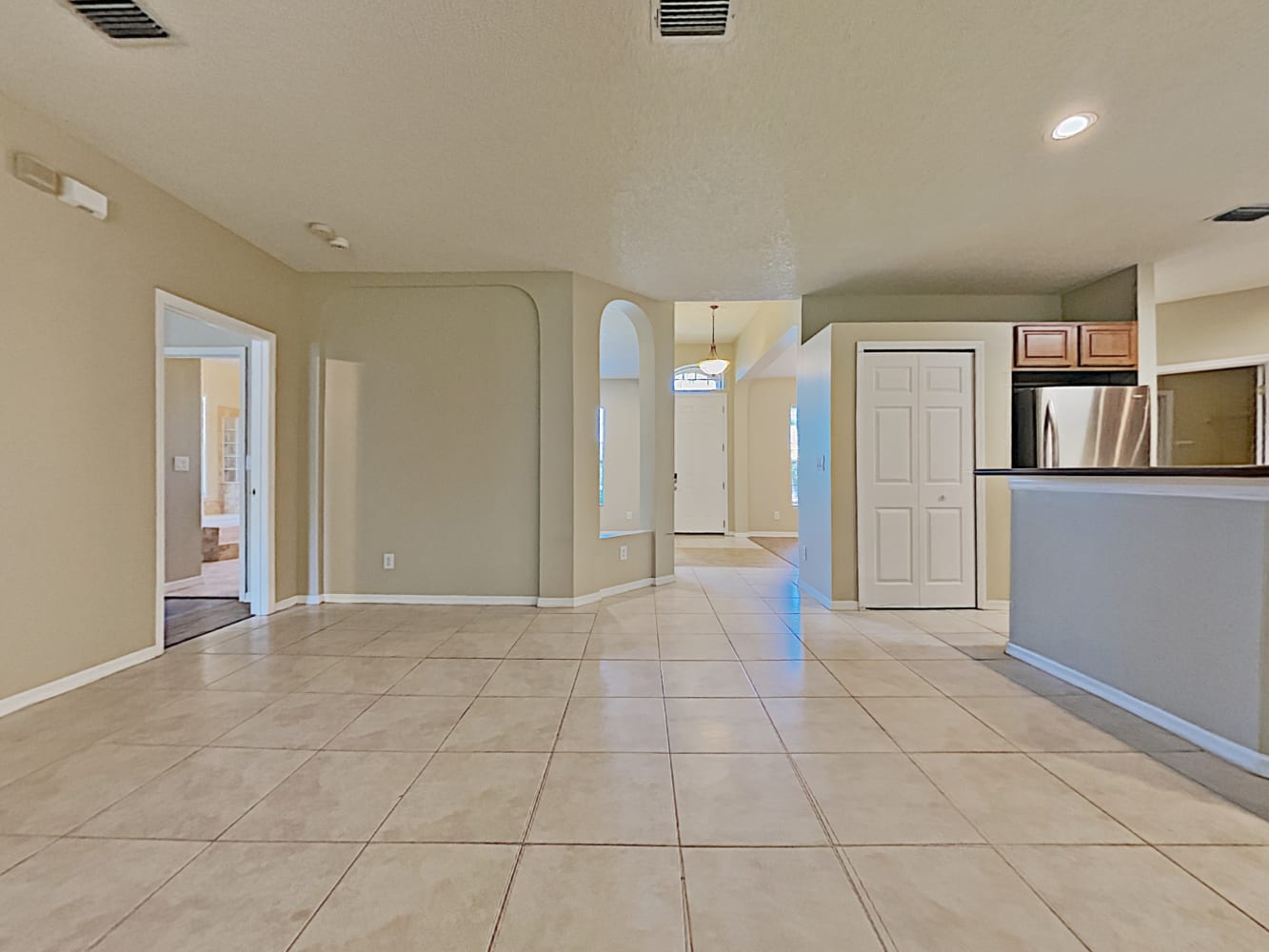 1852 Barrington Cir photo 5