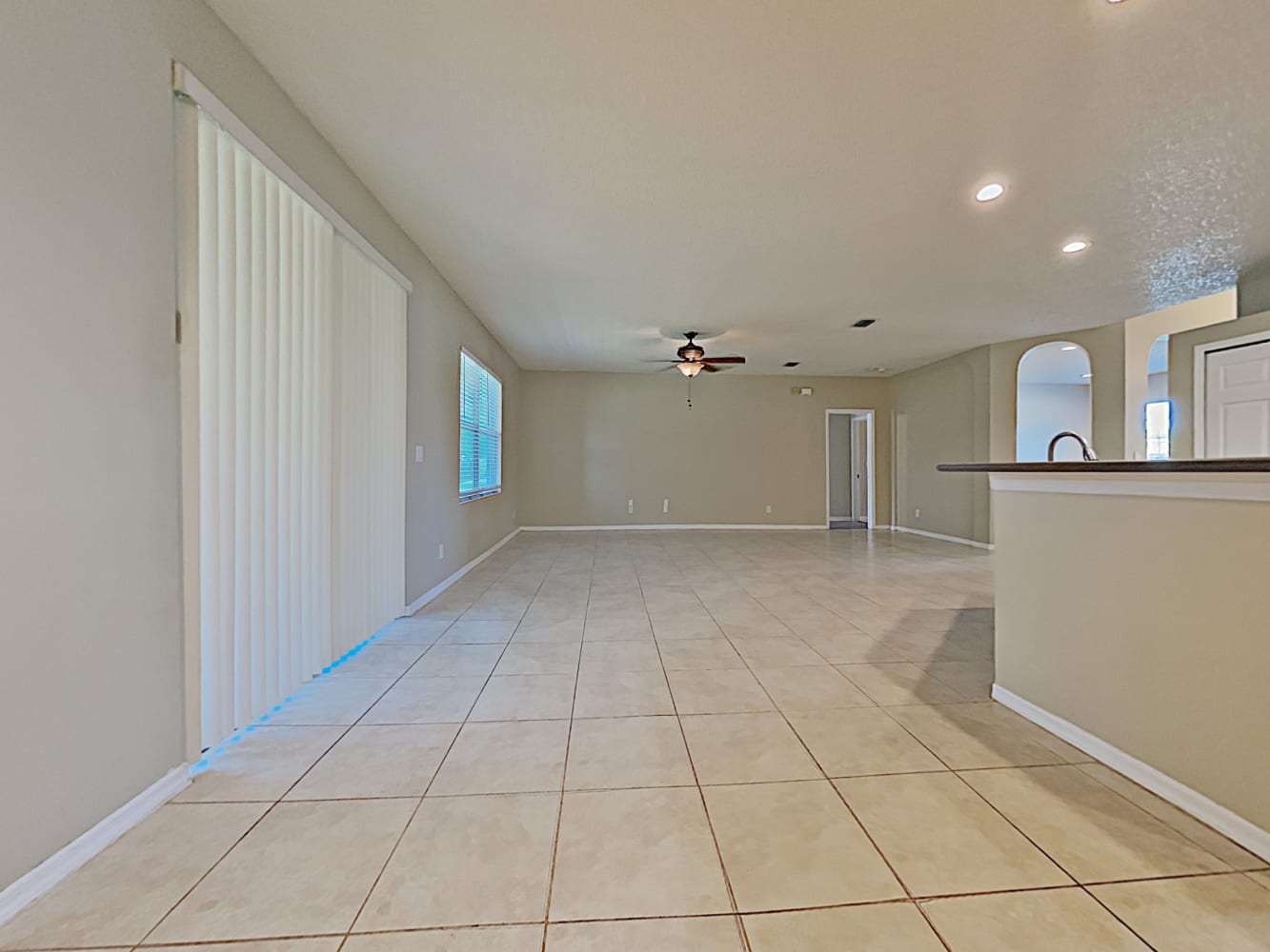 1852 Barrington Cir photo 4