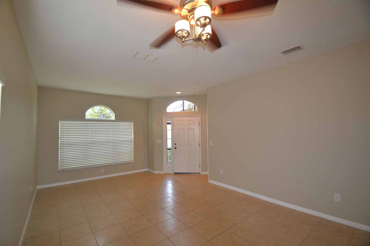 7935 113th Avenue Cir E photo 3