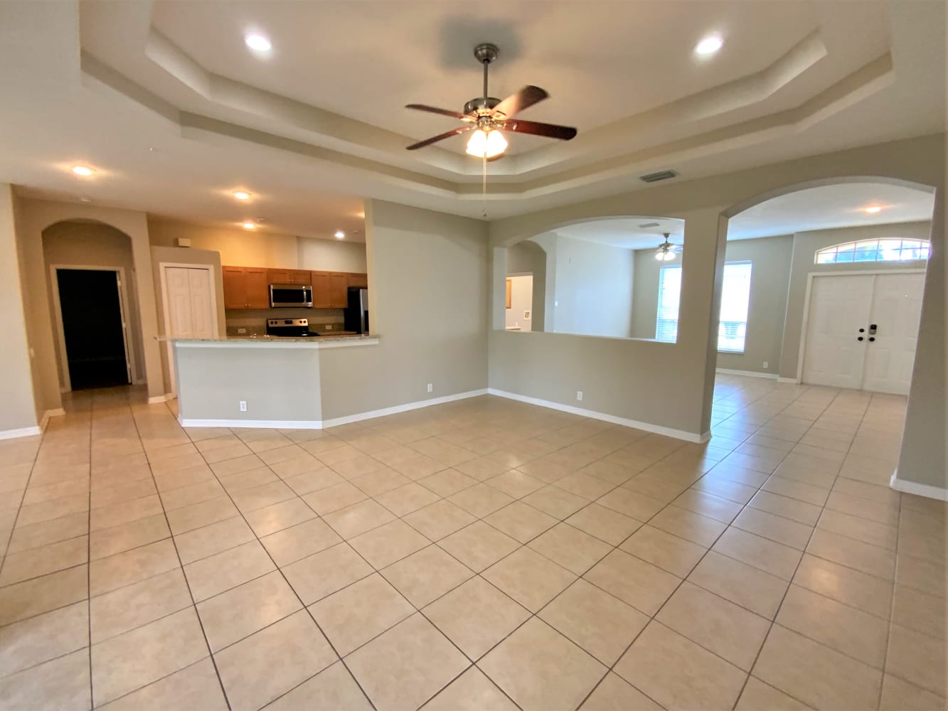 2144 Edelweiss Loop photo 4