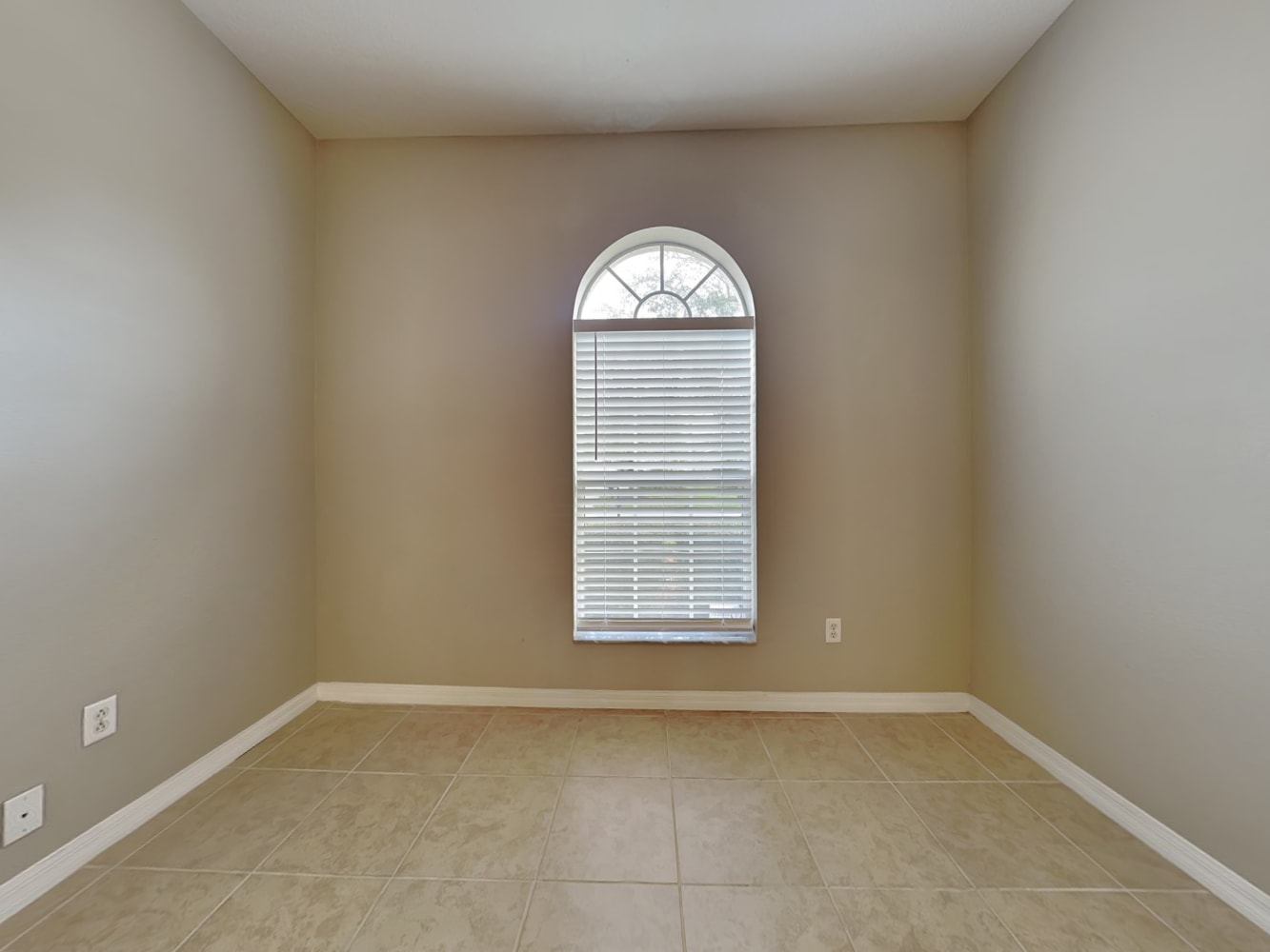 9245 Creedmoor Ln photo 3