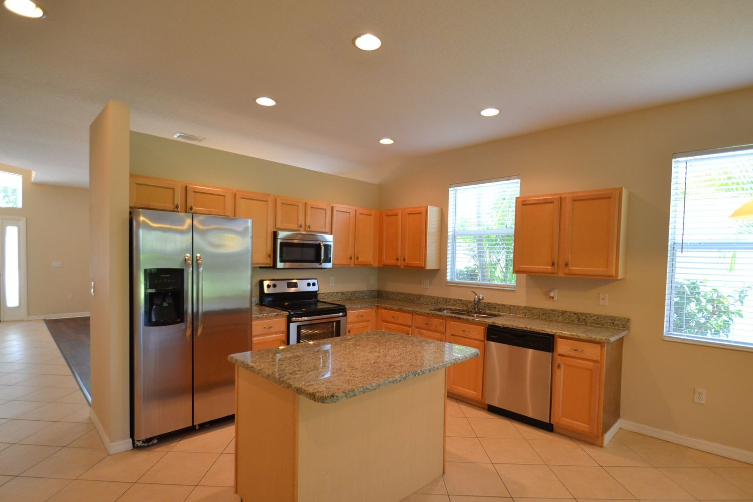 8819 Haven Harbour Way photo 4