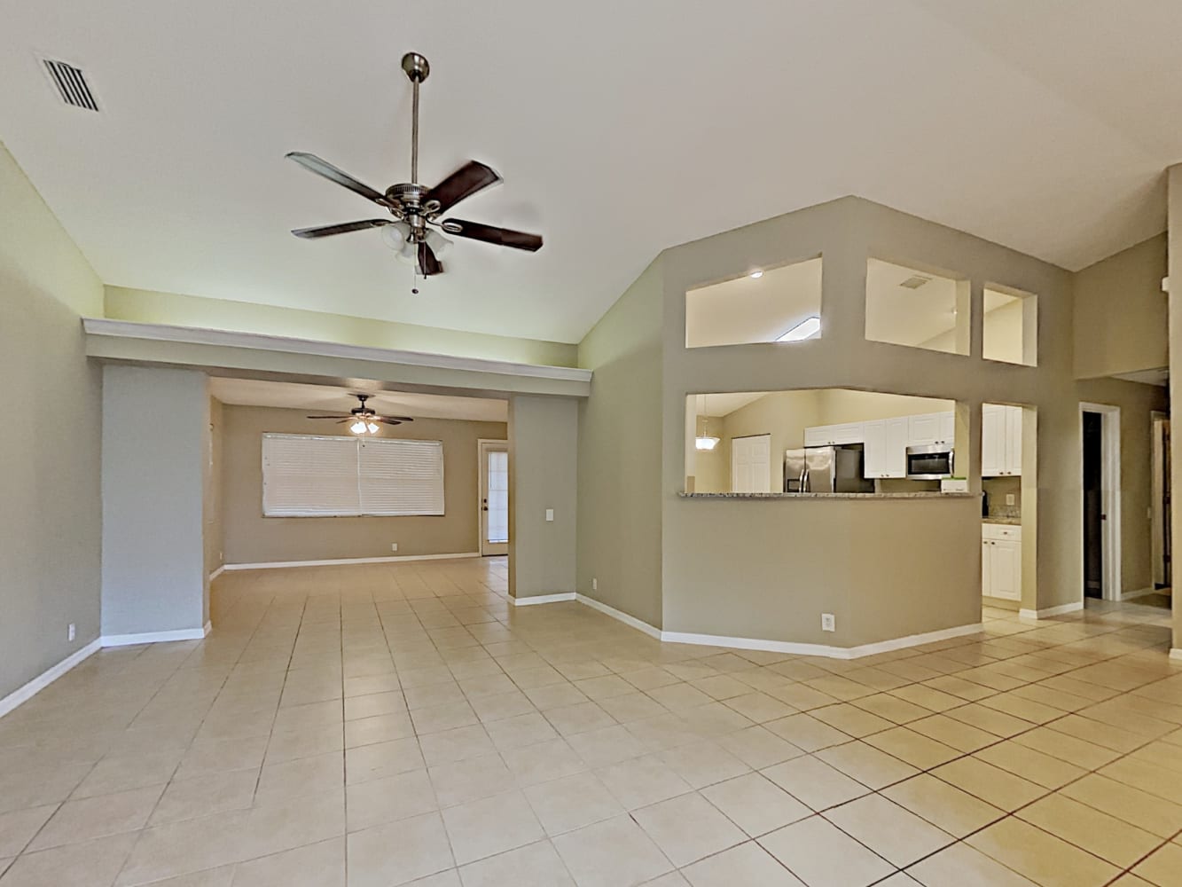 6792 Deering Cir photo 3