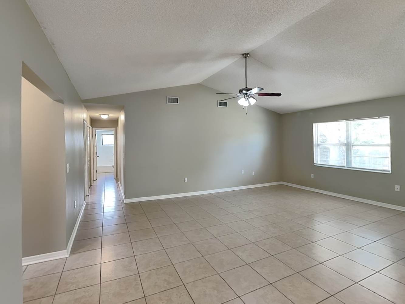 2563 W Scarlet Oak Ct photo 4
