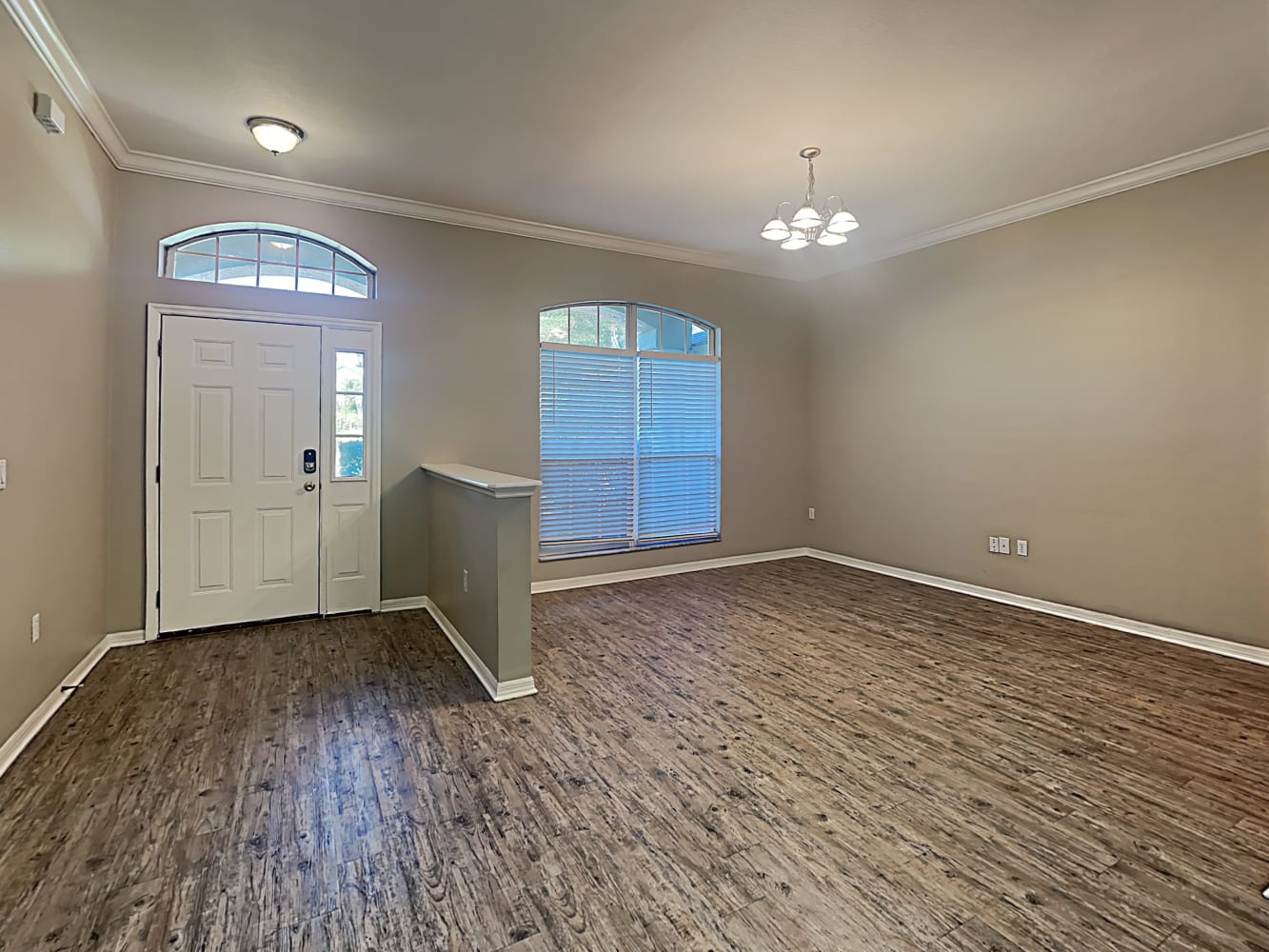 6032 Cason Way photo 4