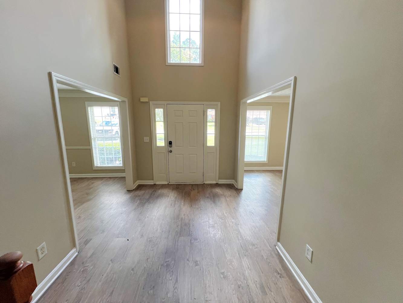 3505 Revere Cir photo 2