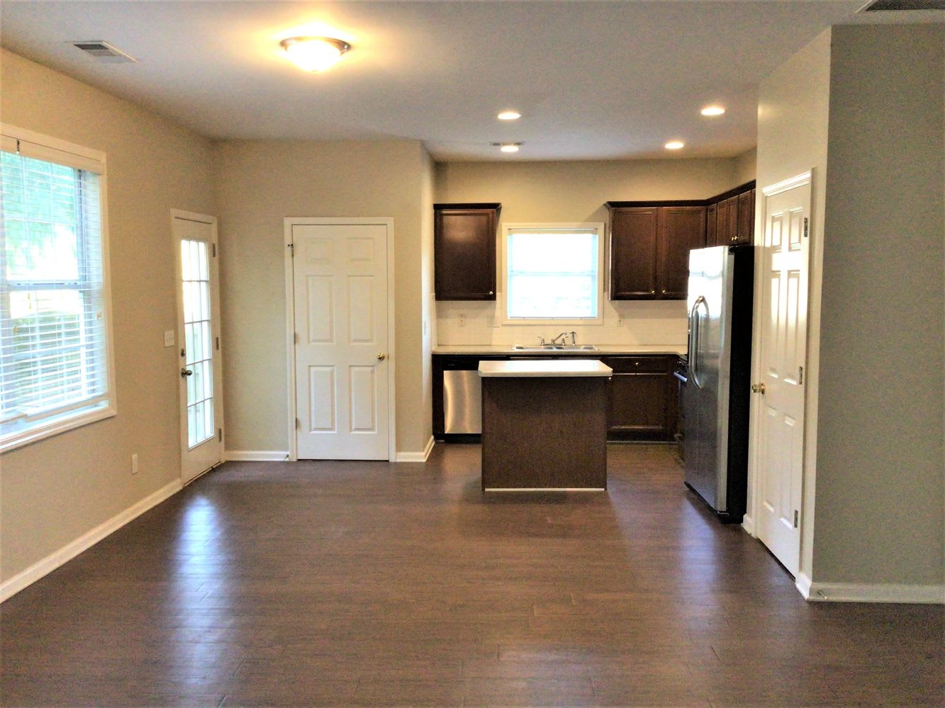 1879 Eveningside Way NW photo 5