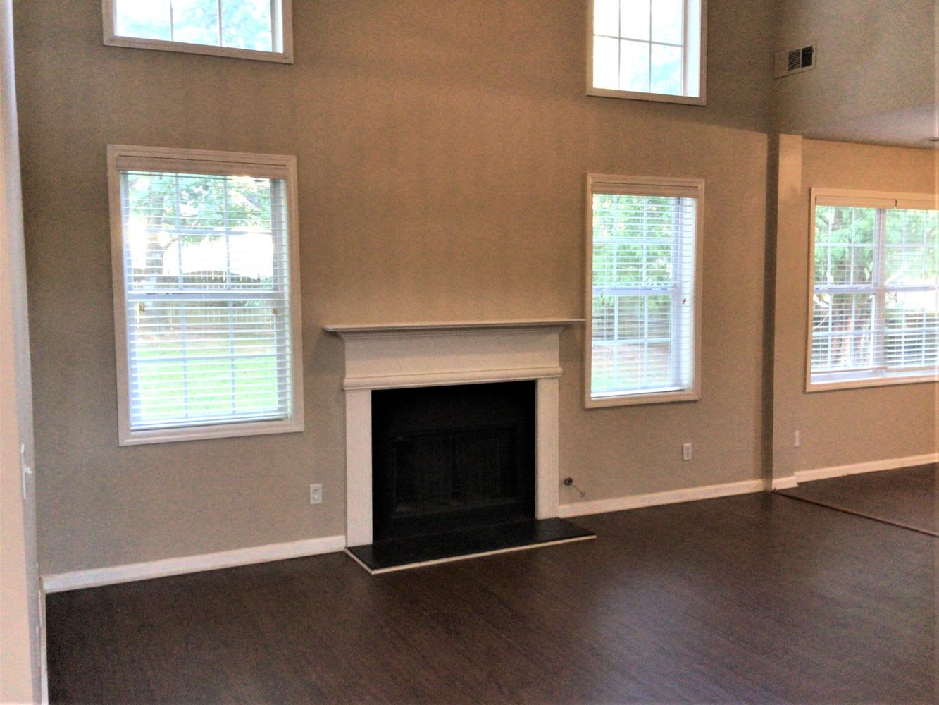 1879 Eveningside Way NW photo 3