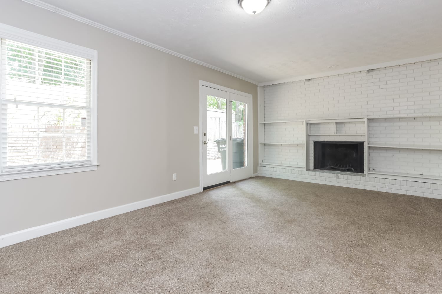631 Shannon Green Cir SW photo 4