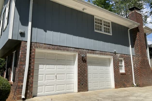 631 Shannon Green Cir SW photo 2
