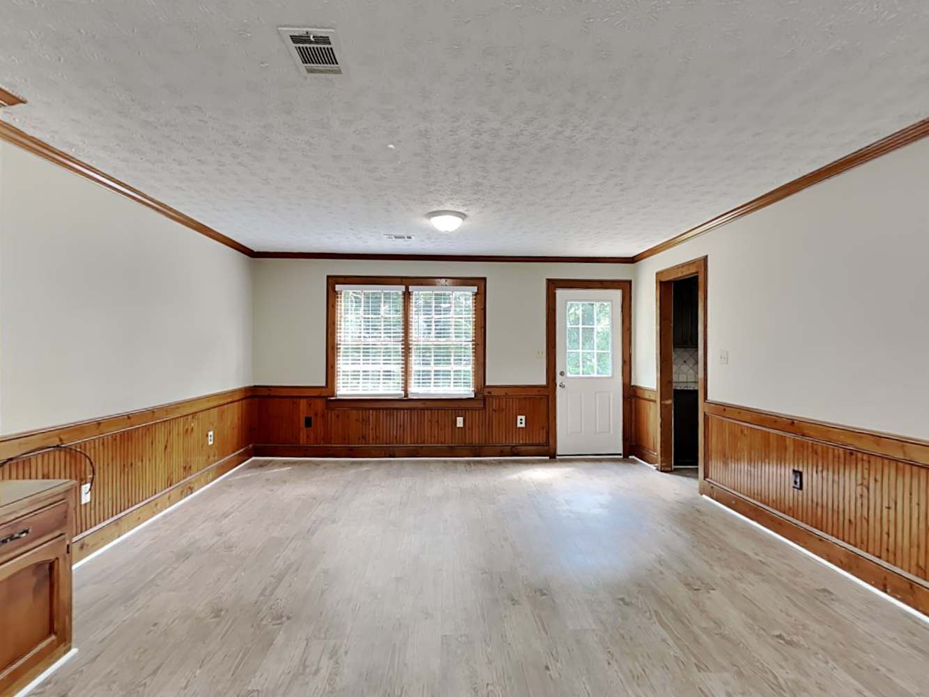 1759 Killian Hill Rd SW photo 4