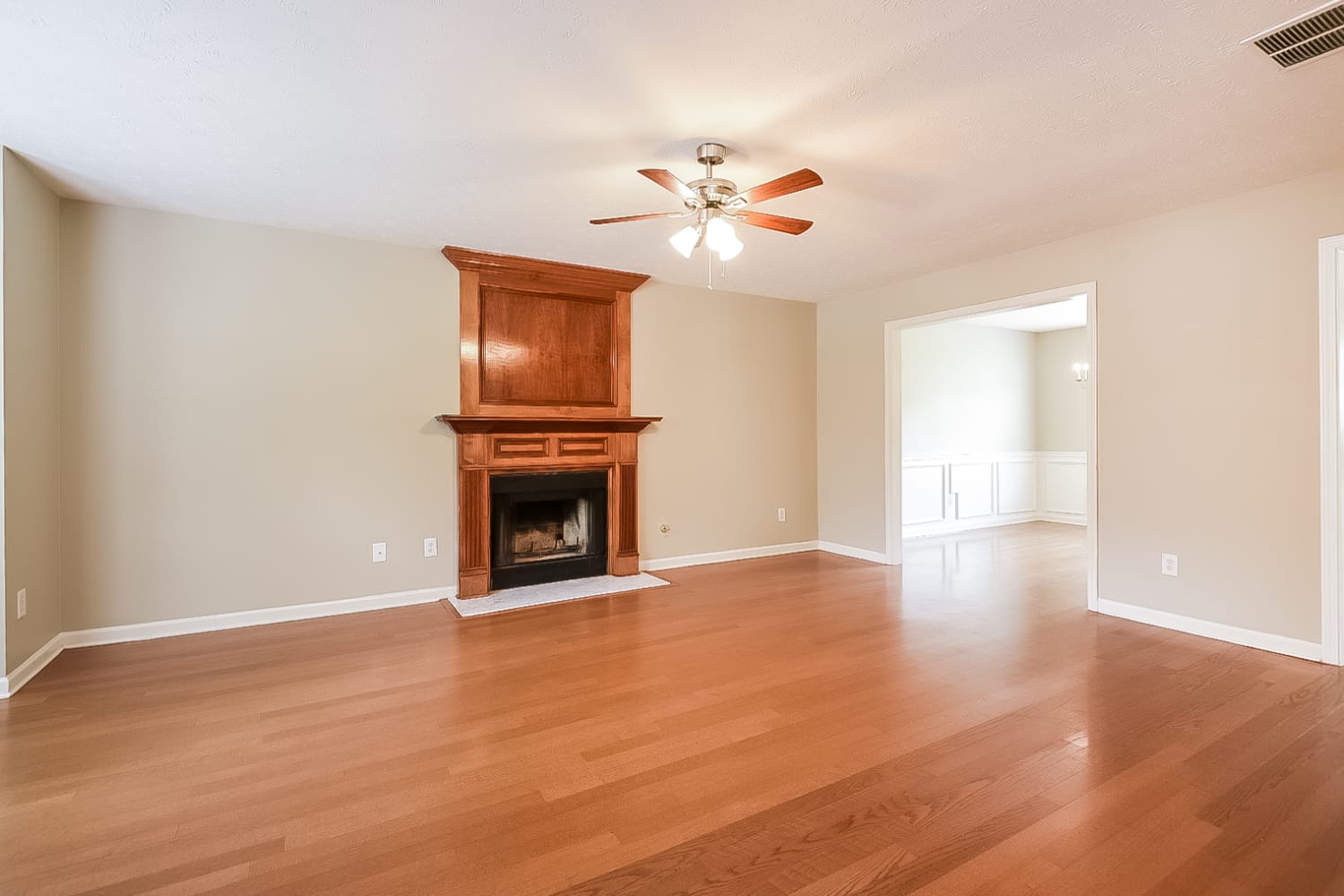 2286 Wind Lass Dr photo 5