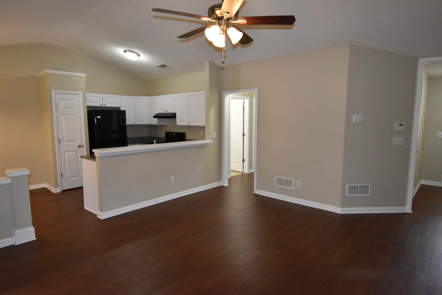 129 Park Forest Dr NW photo 4