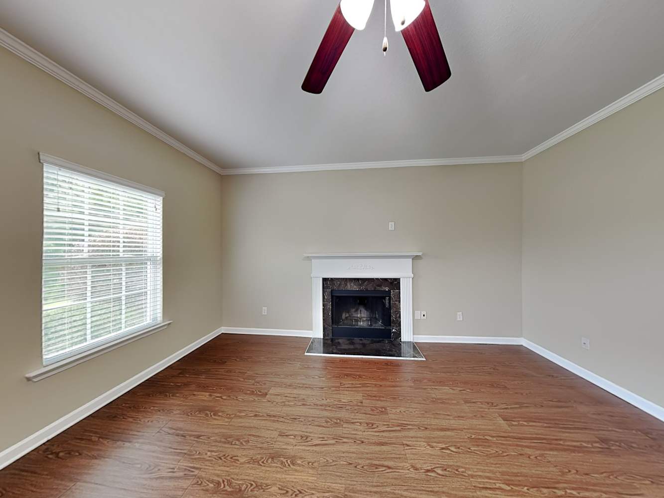 1004 Merlot Ct photo 5