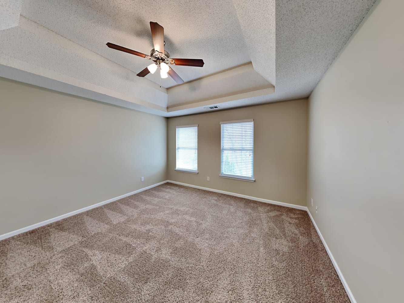 115 Legend Creek Dr photo 5