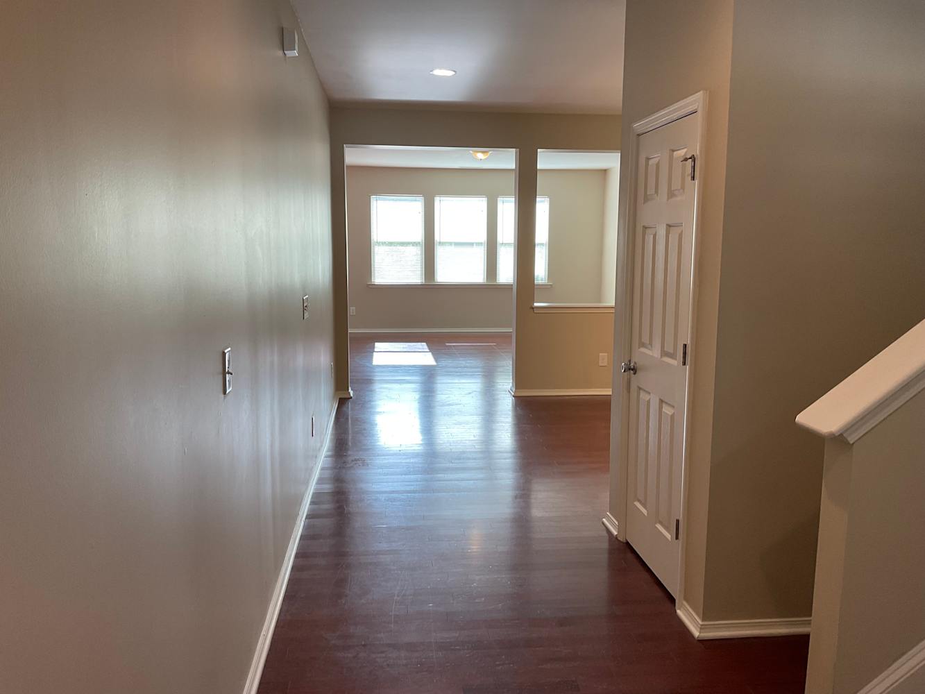 5514 Black Maple Dr photo 2