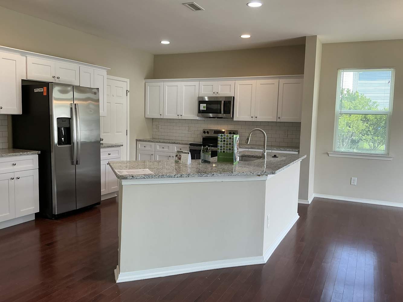 5514 Black Maple Dr photo 5