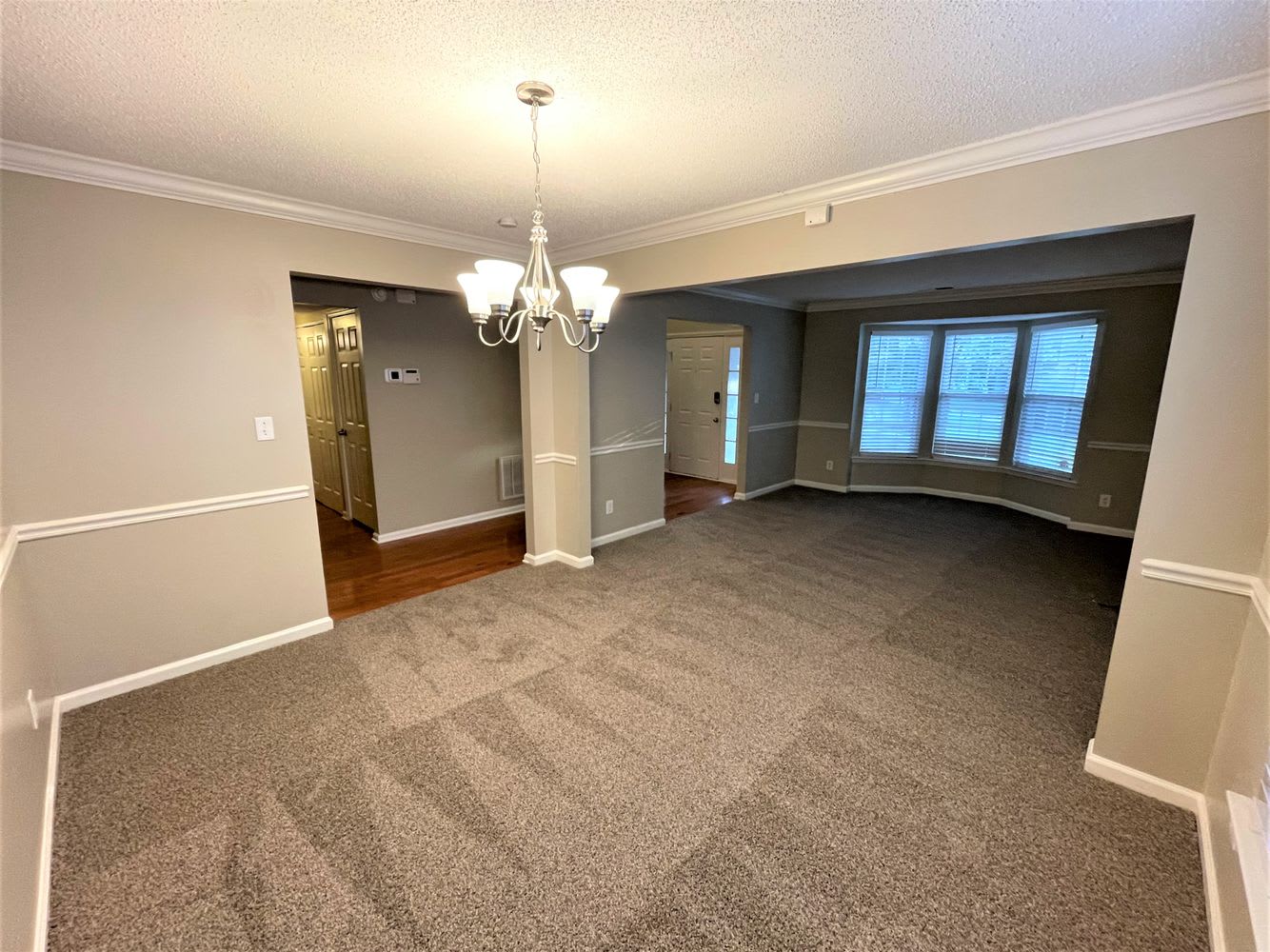 6226 Skyline Dr photo 3