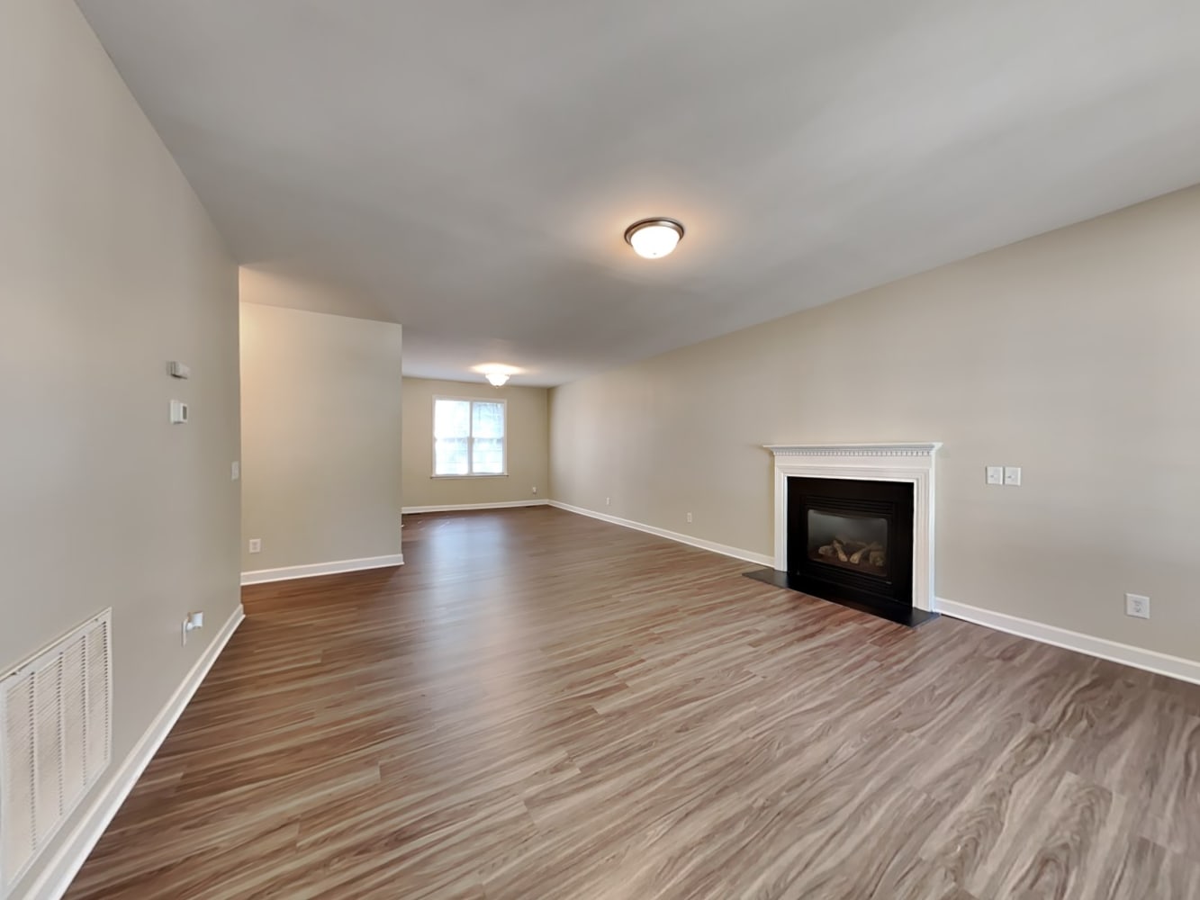 308 Tarragon Trl photo 5
