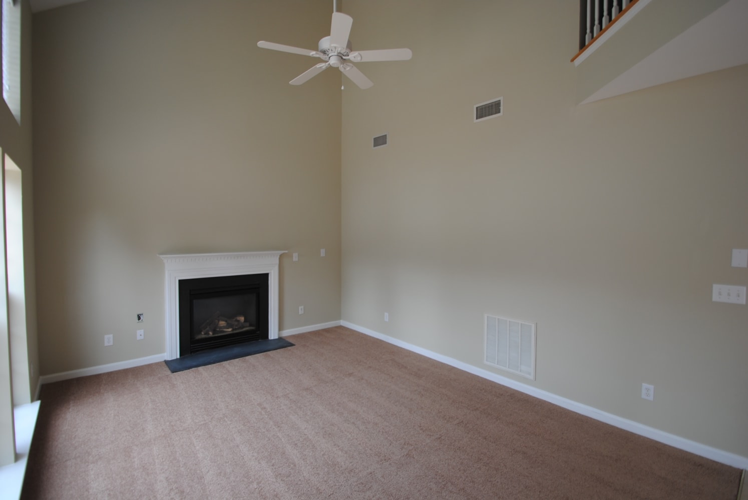 8707 Great Bear Ct photo 2