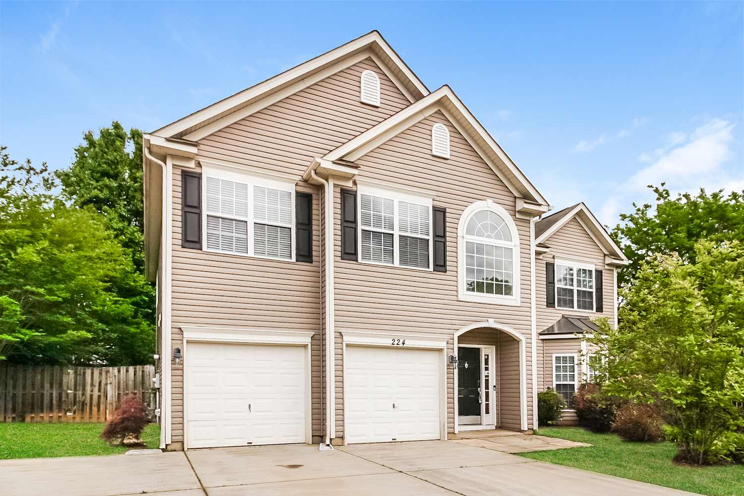224 Golden Valley Dr photo 4