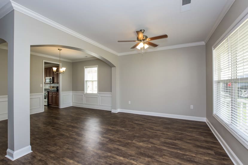 1009 Theodore Ln photo 5