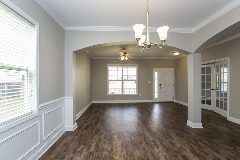 1009 Theodore Ln photo 2