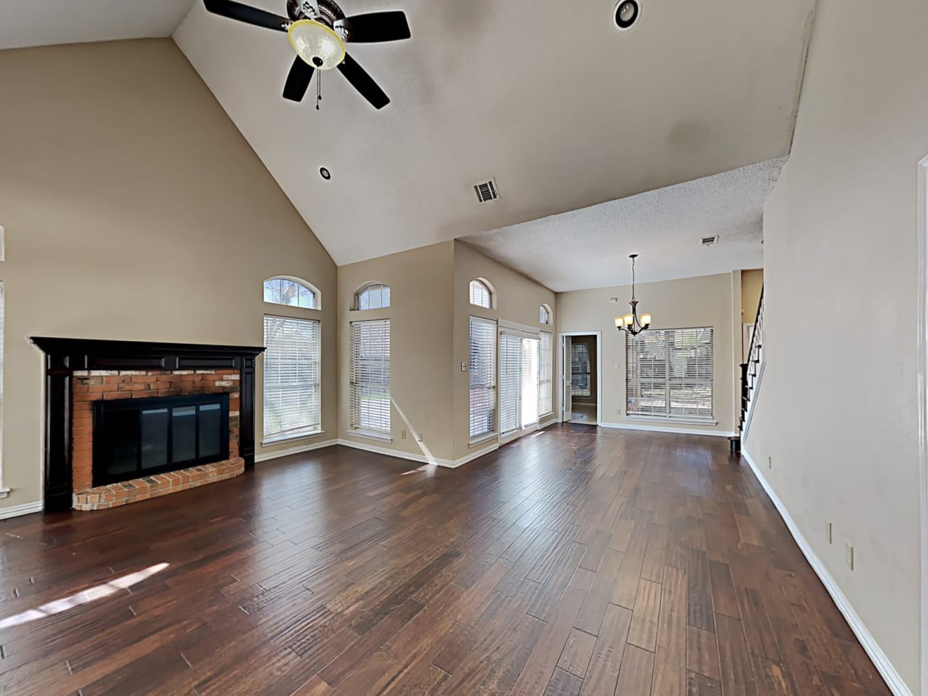 6 Round Rock Ct photo 5