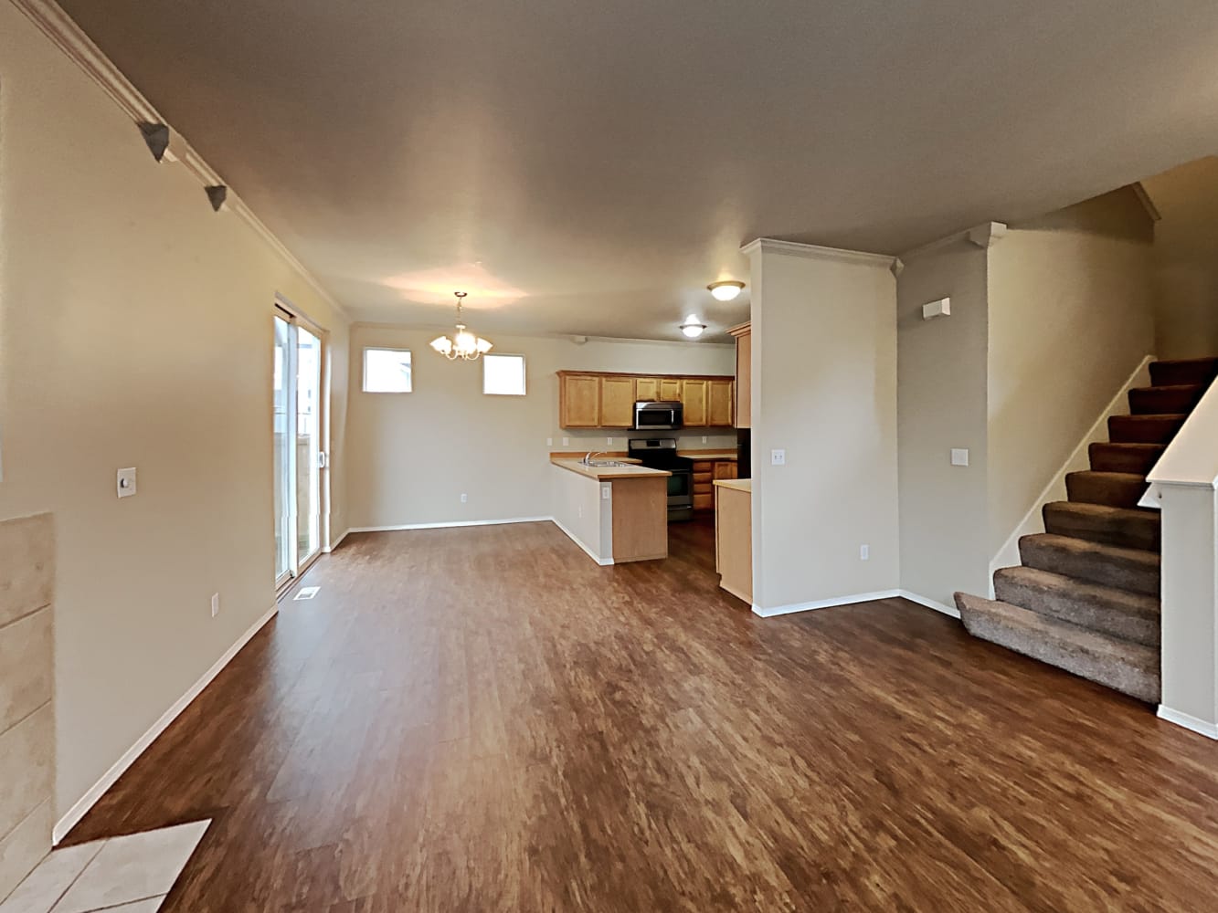 9928 184th St E photo 5
