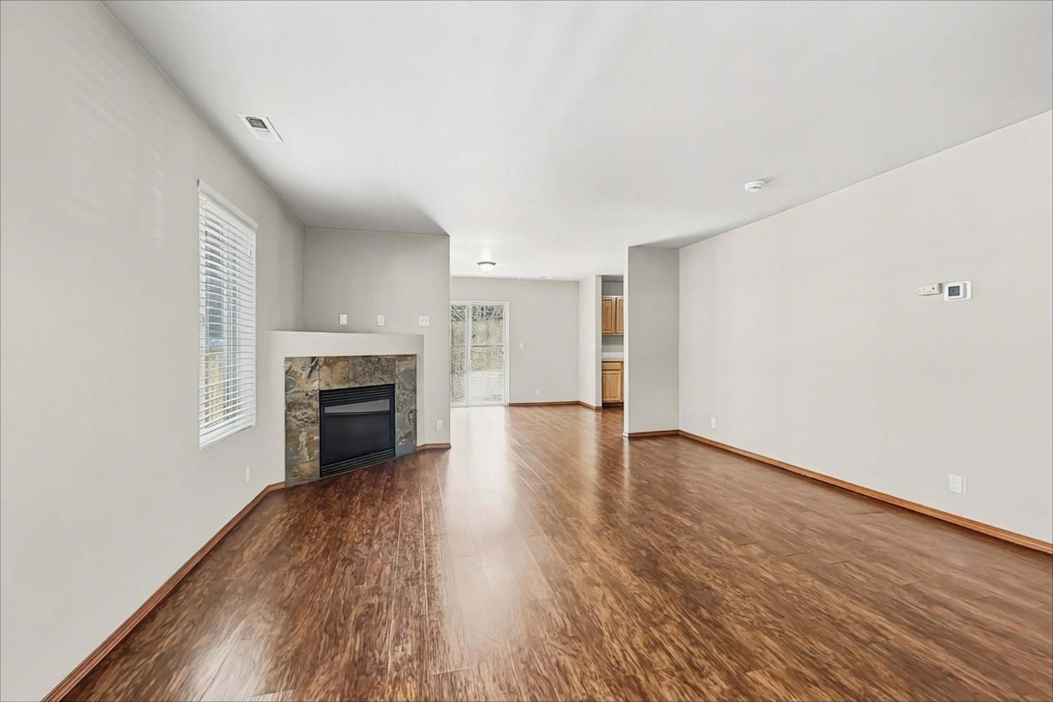 29052 215th Pl SE photo 5