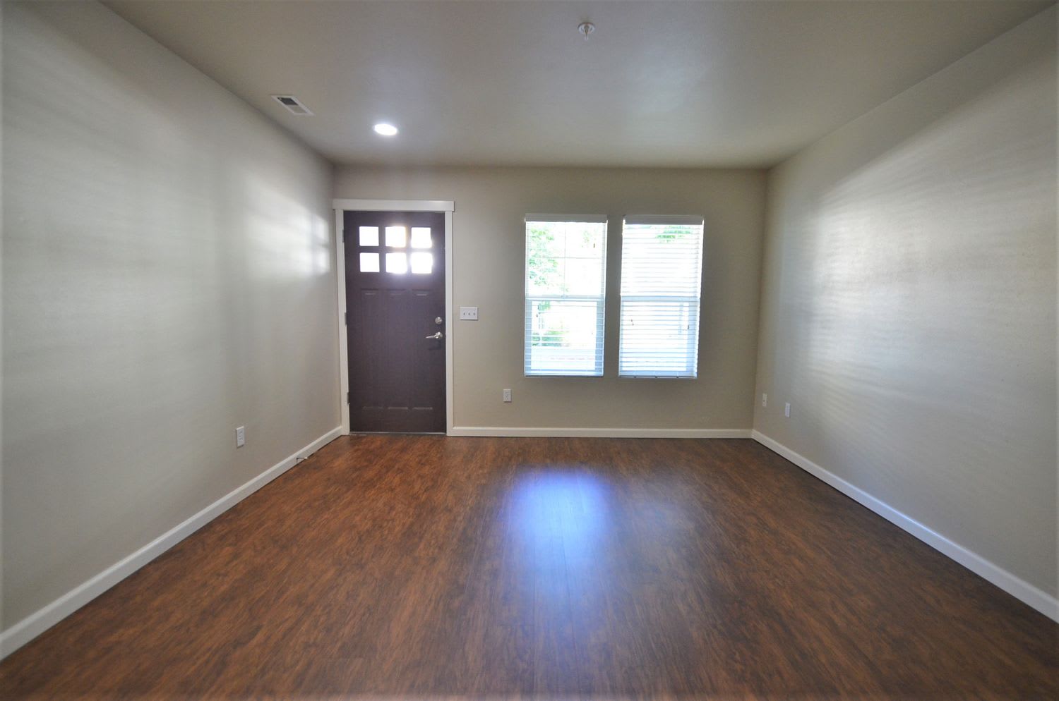 21411 40th Pl S photo 2