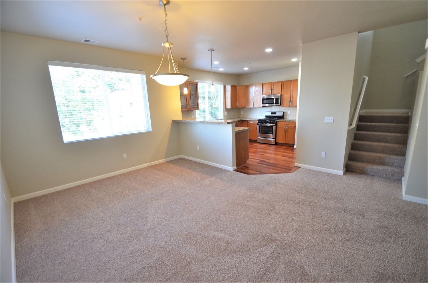 21411 40th Pl S photo 4