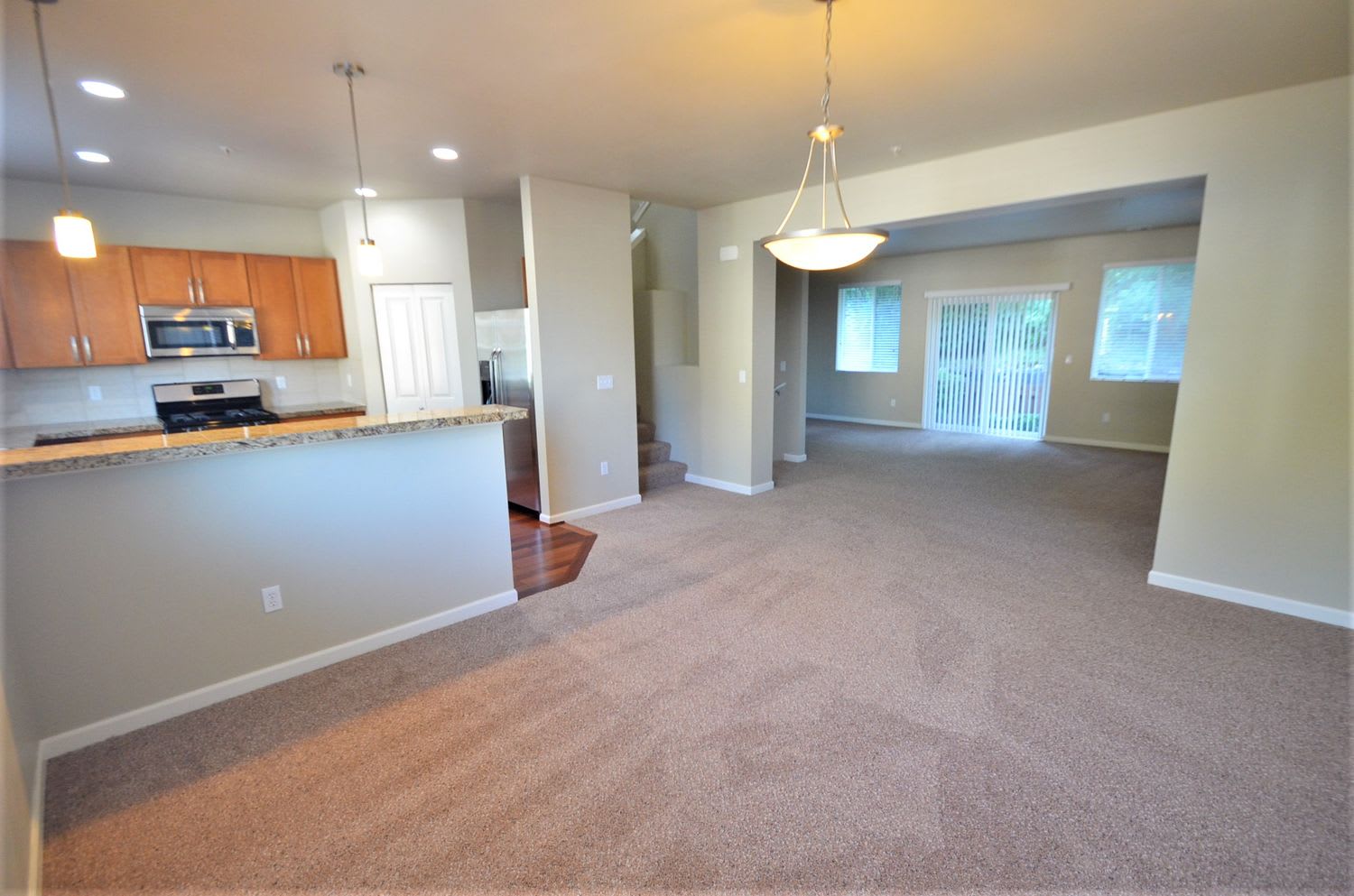 21411 40th Pl S photo 3