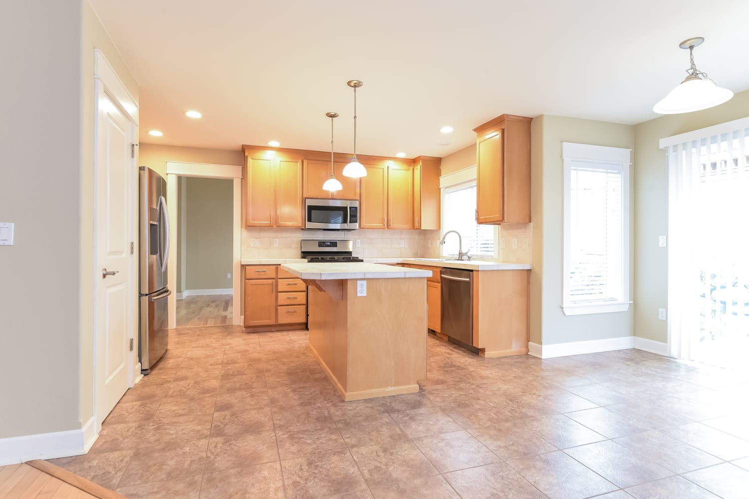 17114 139th Ave E photo 5