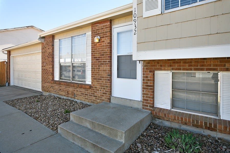 10932 Birch Dr photo 2