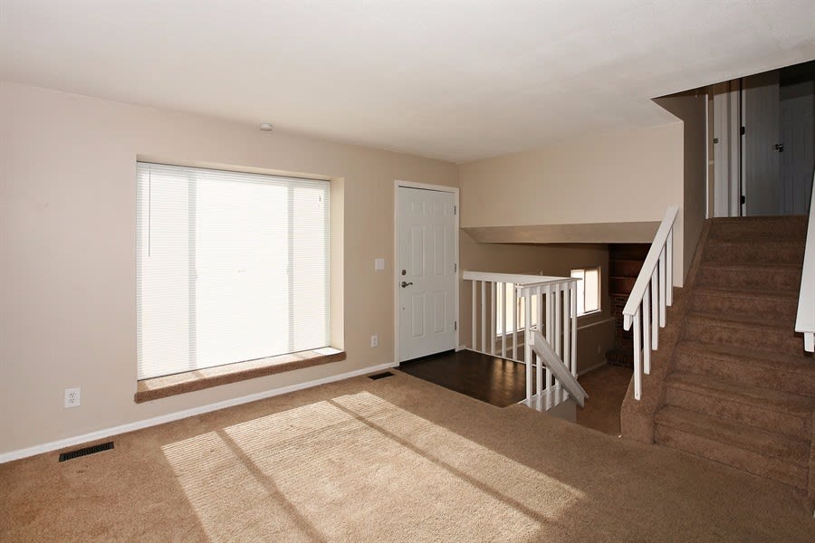 4727 Keith Cir photo 3