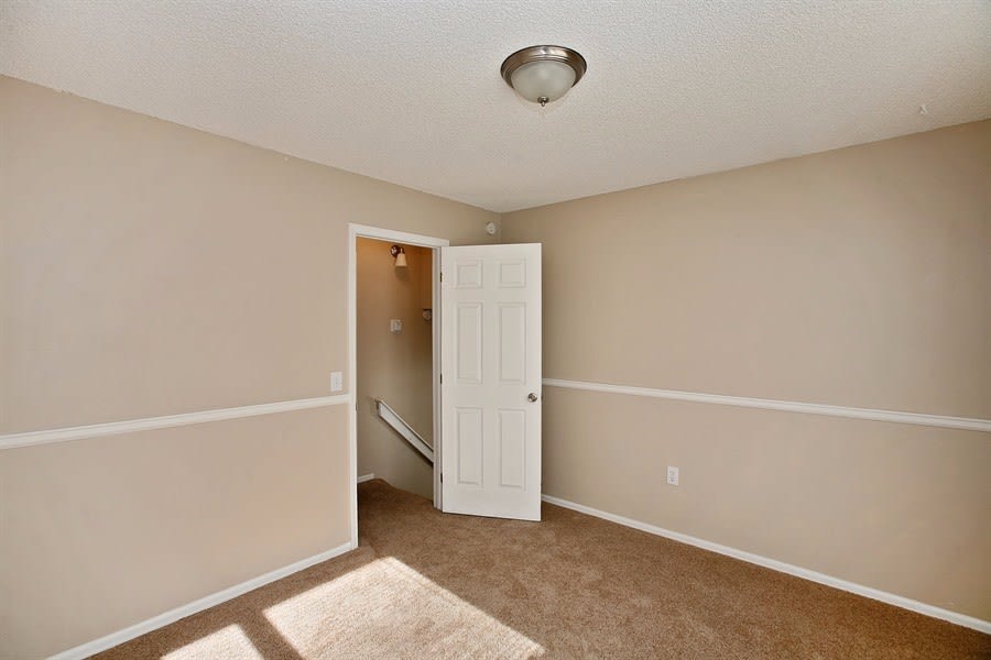 4727 Keith Cir photo 5