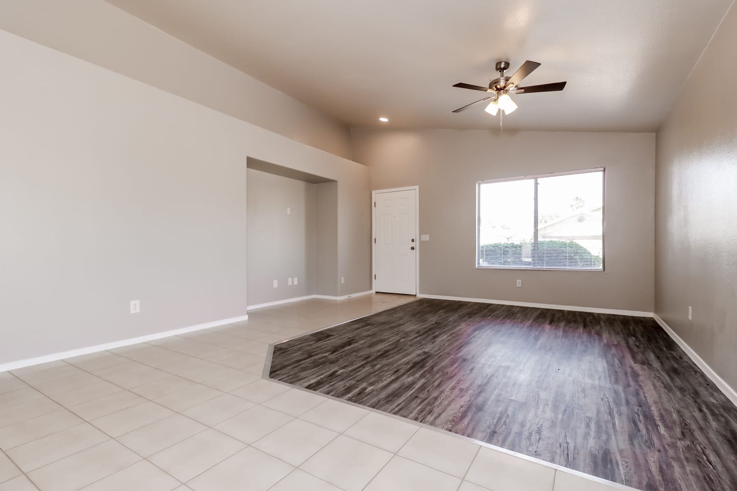 15901 W Elm St Surprise, AZ 85374 photo 3