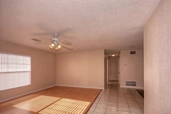 707 Clayton St photo 2