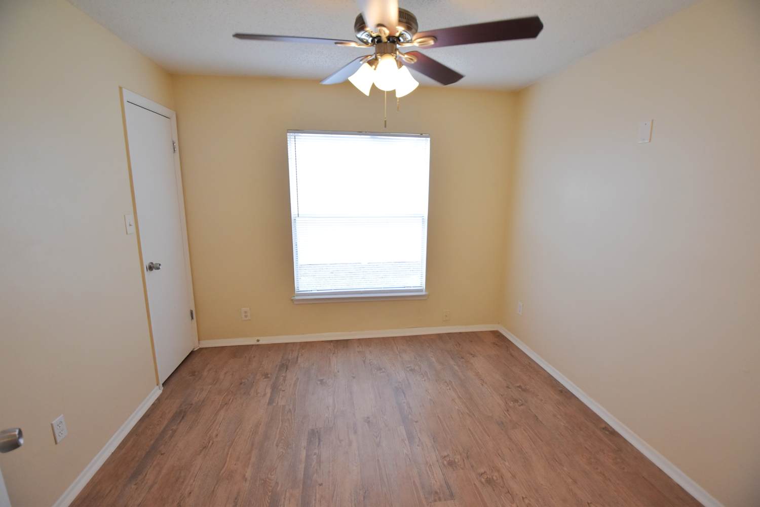7341 Crooked Lake Cir photo 5