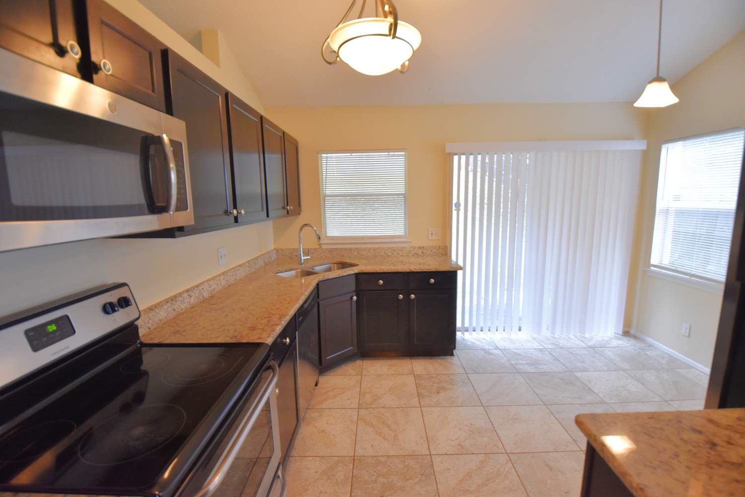 7341 Crooked Lake Cir photo 3