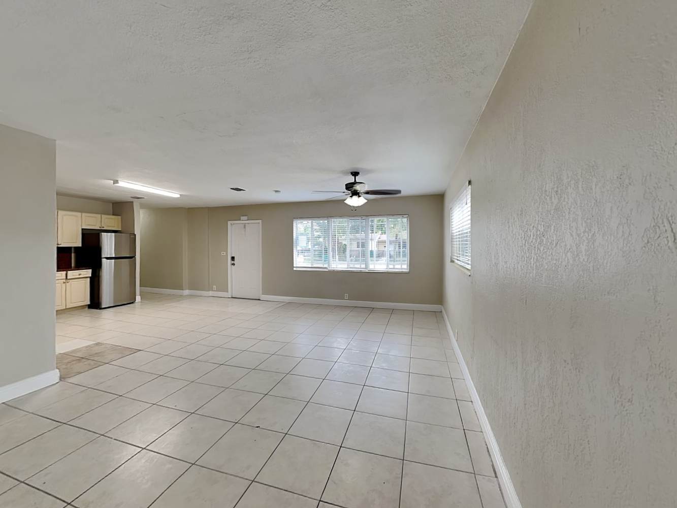 735 NW 184th Dr photo 5